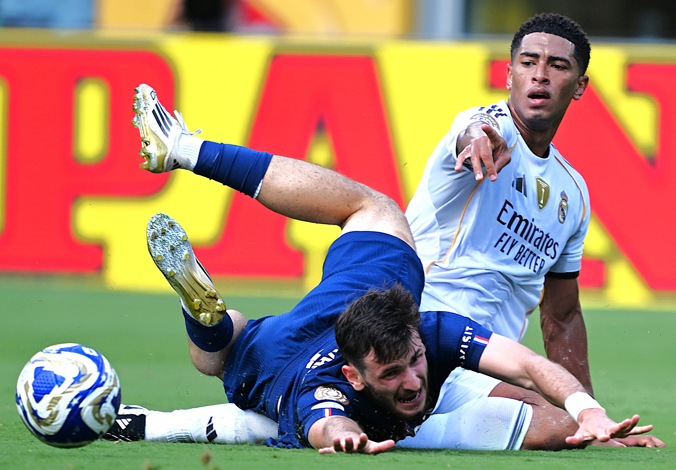 爱游戏APP下载清晨巴黎圣日耳曼完成体检——中超节点到来，话题不断，球队文化再被提及的简单介绍