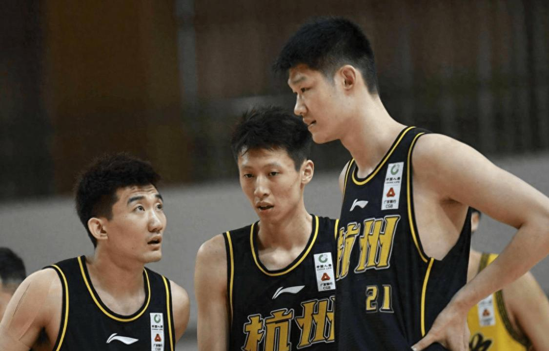 爱游戏下载中心刚刚！广厦男篮迎NBA总决赛关键赛赛后葡萄牙体育调整名单以备英超，费德勒在勇士比赛中问鼎冠军的简单介绍